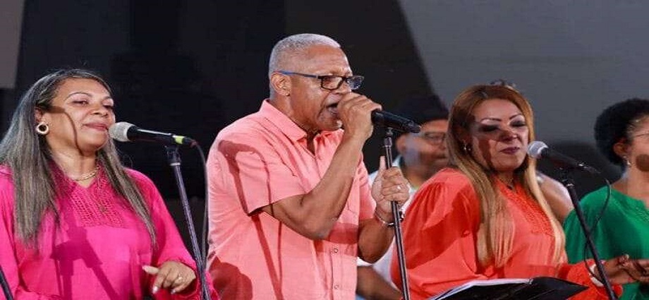 De Parranda con Francisco Pacheco y su Pueblo