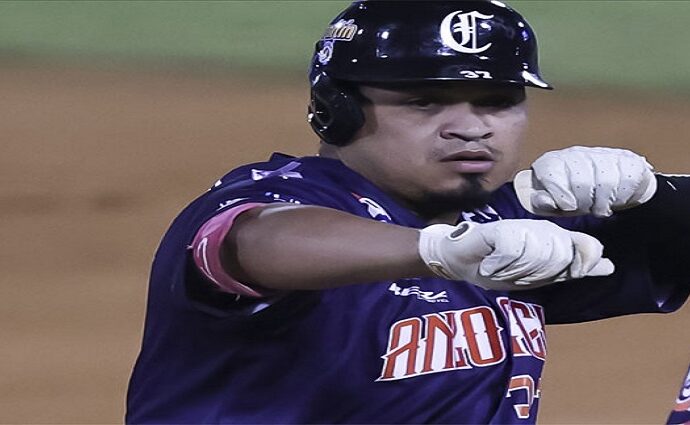 Aldrem Corredor MVP del Round Robin