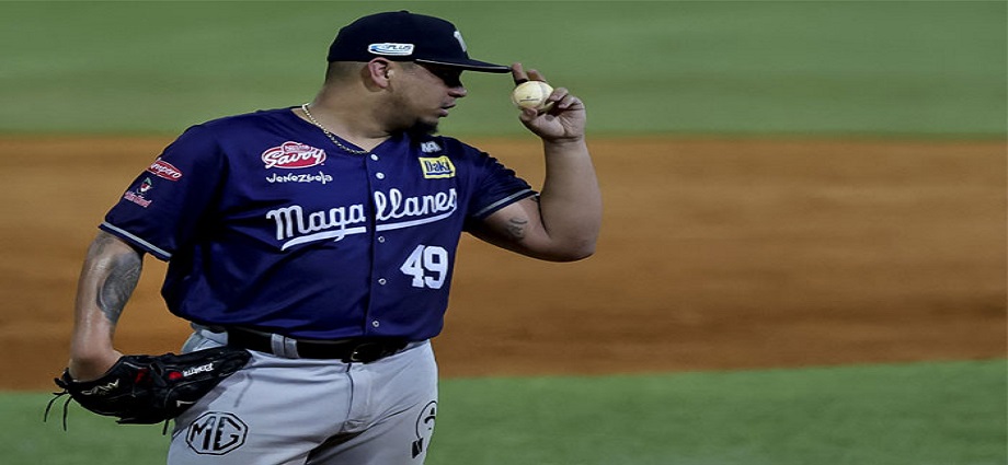 Magallanes silencia el "Chico" y pone la Final 2-0
