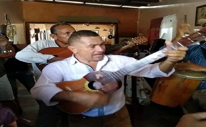 La Décima en el día a día: A quien fue, poeta y cantor, José Ramón Villarroel Marín