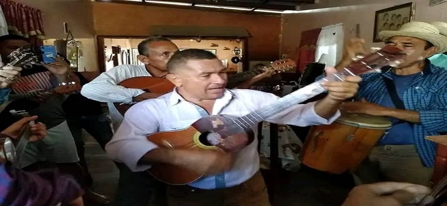 La Décima en el día a día: A quien fue, poeta y cantor, José Ramón Villarroel Marín