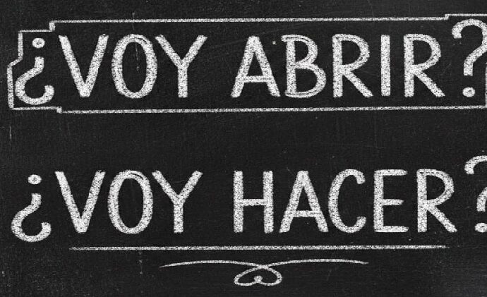 La alcancía de las palabras y sus coroticos: ¿Voy abrir, voy hacer?