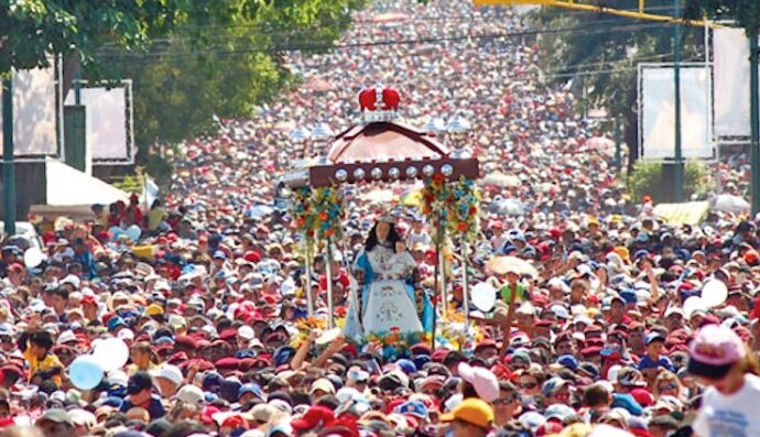 El Corazón de Lara late en una Procesión de Fe