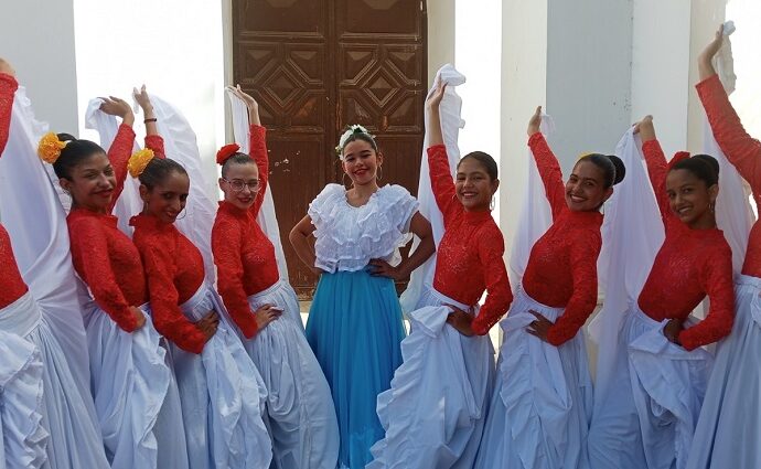 Pedro Lee Moreno y Ana Lárez estrenan obra en honor a San Sebastián