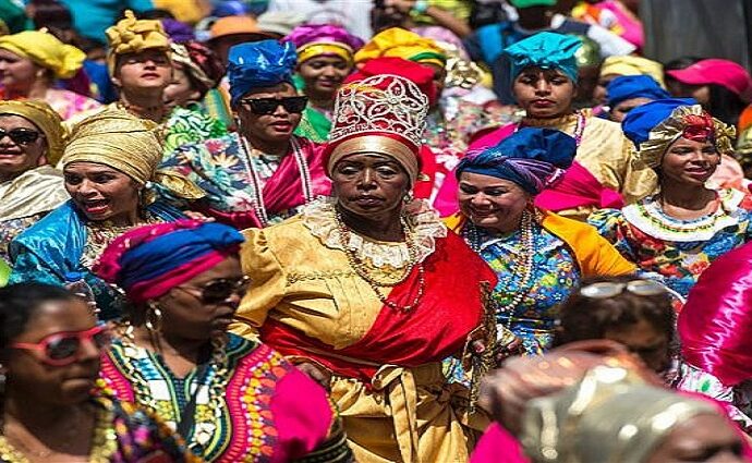 Planifican los "Carnavales Turísticos por Amor a Bolívar 2026"