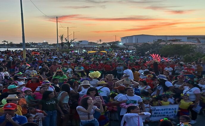 El Carnaval Escolar 2026 rinde tributo a la naturaleza de Macanao