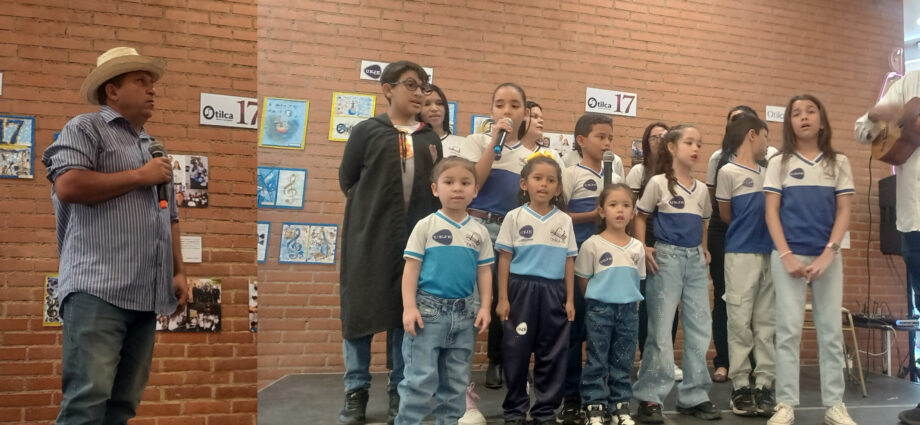 Estudiantes de la UEJE y profesores en la inauguración de la Expo Otilca 17 años en Sambil Margarita.