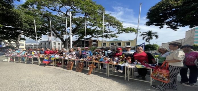 Valera celebró el Día Nacional de las Muñecas de Trapo