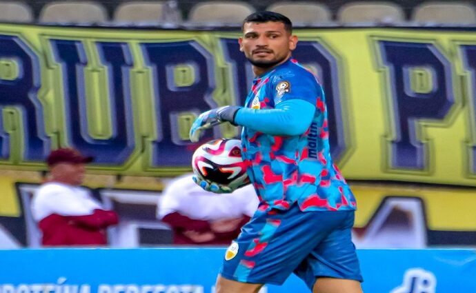 Jesús Camargo viste de héroe y el Táchira avanza en la Libertadores