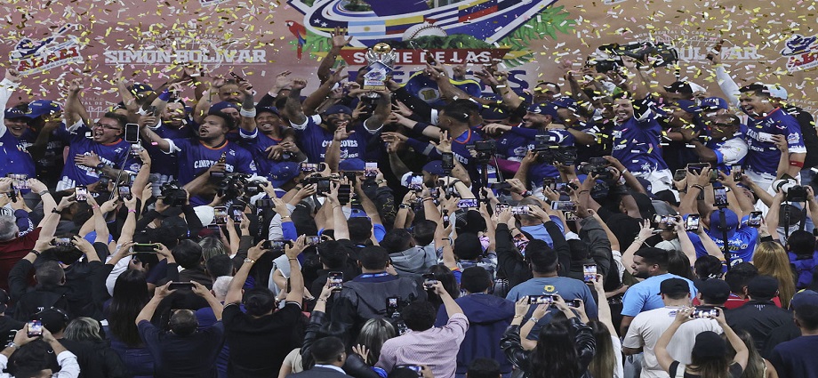 Magallanes remonta y corona a Venezuela en la Serie de las Américas