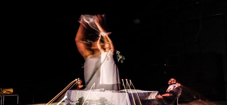 Amaká Colectiva estrena "El Origen de las Especies"