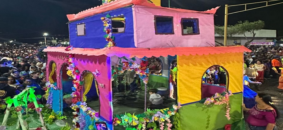 Lara se viste de fiesta con los Carnavales 2026