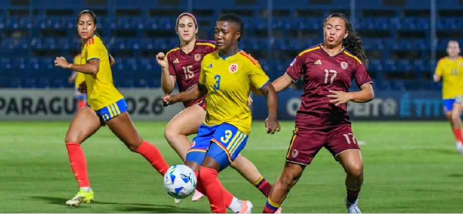 Colombia revive en Asunción y deja a la Vinotinto sin opción