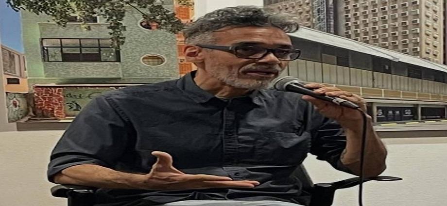 Conferencias Americanas explora la obra de Junot Díaz con el escritor Héctor Torres