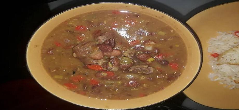 Décima en el día a día: Comerse una frijolada