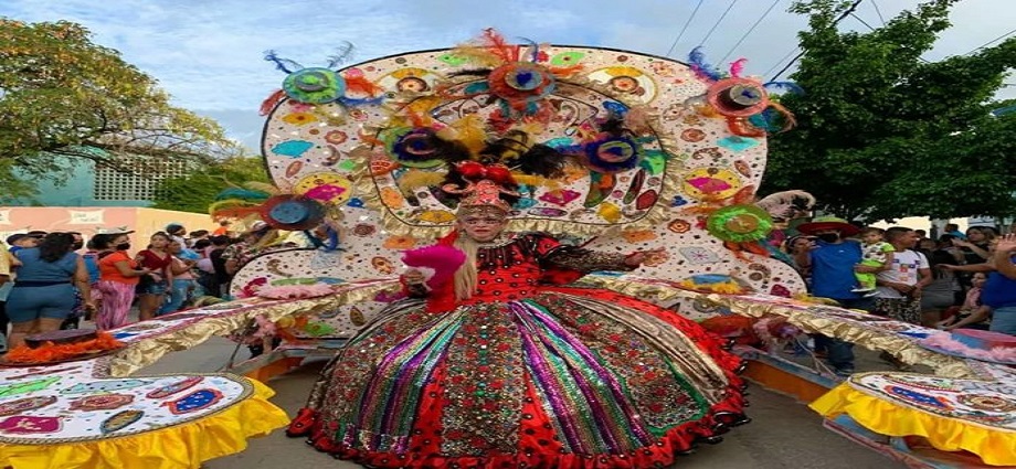 Juan Griego se llena de color este lunes el Carnaval