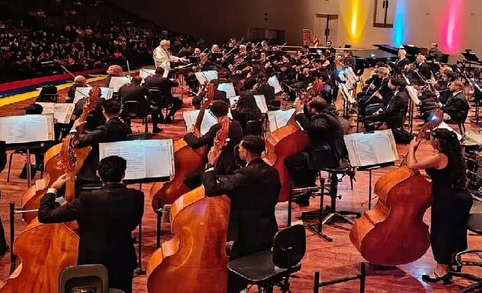 Sinfónica Venezuela inicia su temporada con la pasión de Tchaikovsky