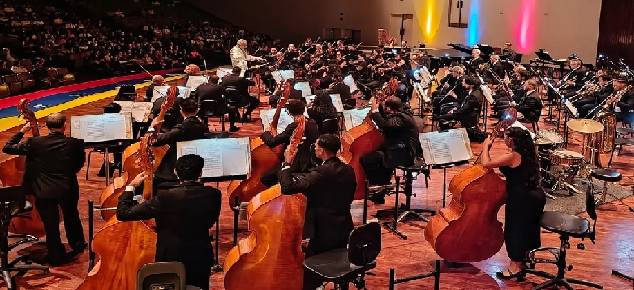Sinfónica Venezuela inicia su temporada con la pasión de Tchaikovsky