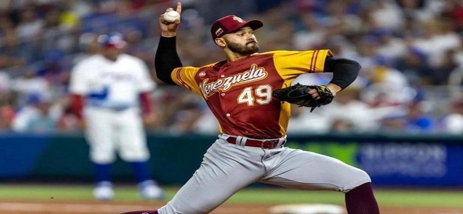 Pablo López fuera del Clásico Mundial por lesión