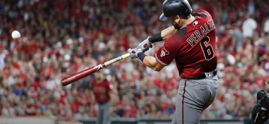 El "tren de carga" David Peralta anuncia su retiro