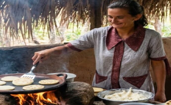 Petra Celestina: El milagro diario de la arepa
