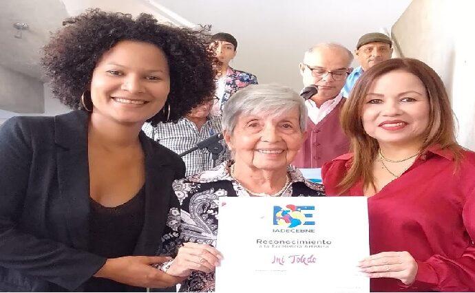 Inauguración de la Exposición Colectiva en Honor a Ini Toledo y Olga Morín