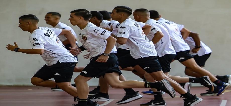 El arbitraje de futsal venezolano se blinda con pretemporada de alto nivel