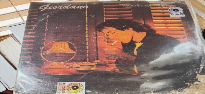 El Génesis de una Leyenda: 44 Años de "Negocios son Negocios"