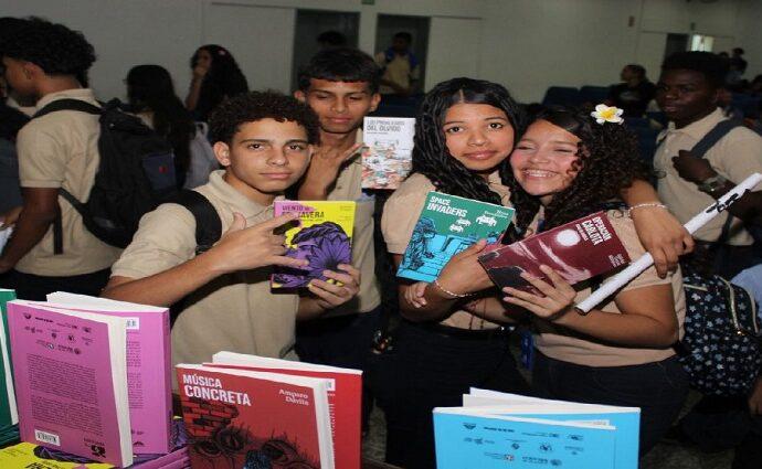 Estudiantes de Chacao descubren el lado lúdico de las letras