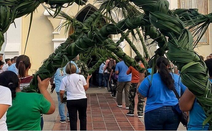 Palmeros de El Valle llegaron a la Basílica