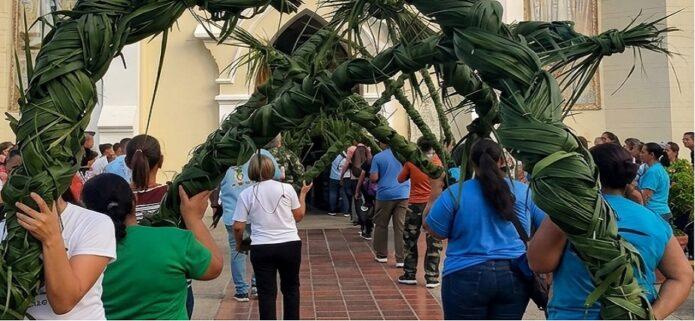 Palmeros de El Valle llegaron a la Basílica