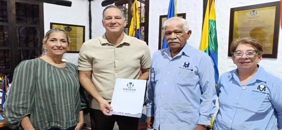 UNIMAR y la Cámara Gastronómica sellan alianza estratégica