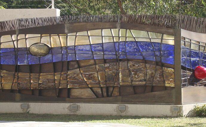 La UCV se convierte en escenario de un "Diálogo entre formas" con la escultura de Daniel Suárez