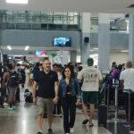 Operación Retorno moviliza a miles de turistas en el Aeropuerto Santiago Mariño