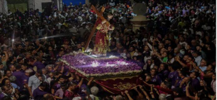 El Nazareno de La Asunción fue homenajeado con cantos