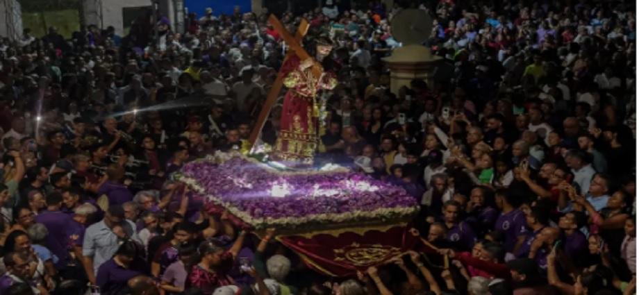 El Nazareno de La Asunción fue homenajeado con cantos
