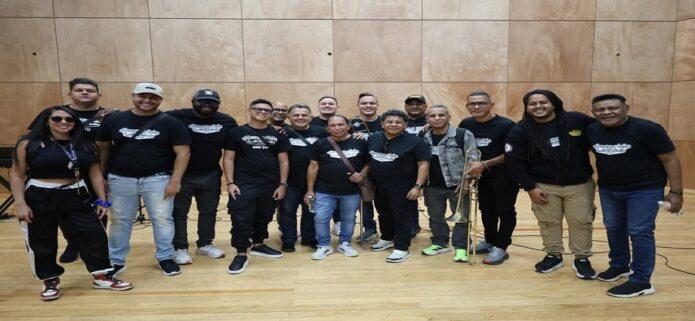 Dimensión Latina denuncia daños irreparables a instrumentos tras vuelo desde México