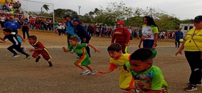 Inauguran III Mini Olimpiadas en Marcano