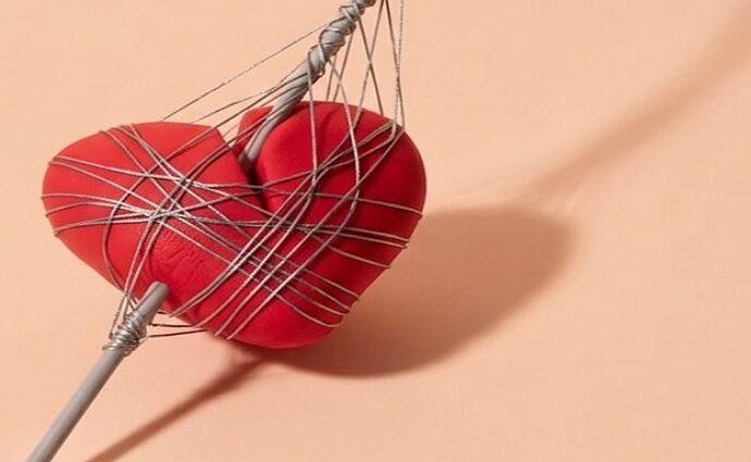 Pensando con décima, frases célebres: Siente o se parte el corazón