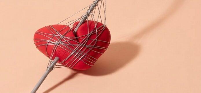 Pensando con décima, frases célebres: Siente o se parte el corazón