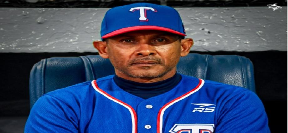 Fernando Tatis mánager de los Tiburones