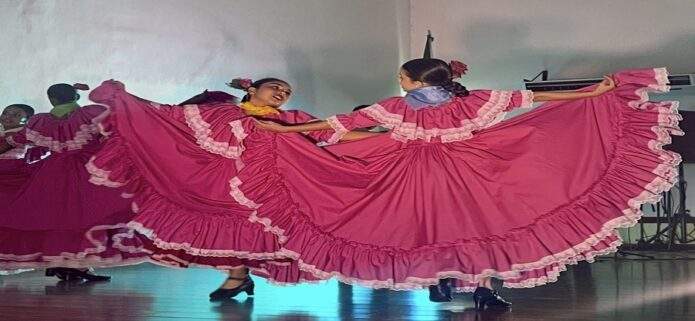Trujillo celebró el XXI Festival de Danza Gladys Mota