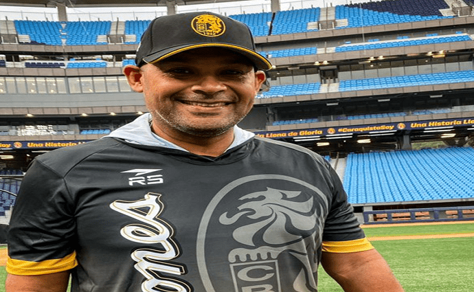 Lipso Nava y Robinson Chirinos toman las riendas de Leones del Caracas