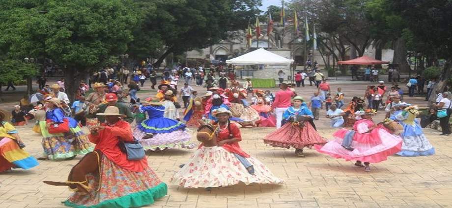 Inicia la Expo Feria Cultural Aragua 2026
