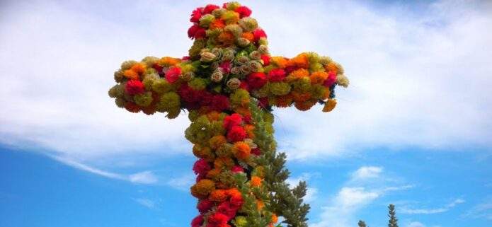 La UCV se viste de fiesta con el Velorio de la Cruz de Mayo