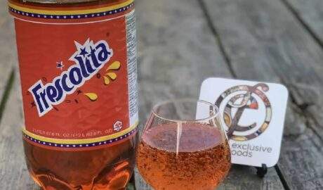 El misterio de la botella roja: La bebida que ningún otro país pudo copiar