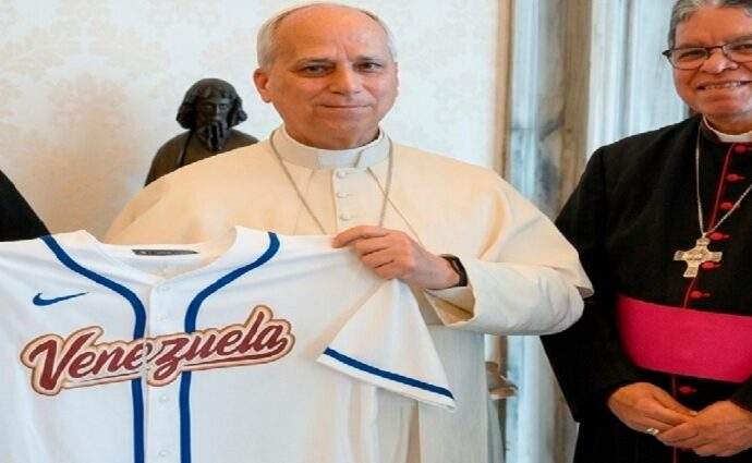 El Team Venezuela llega a las manos del Papa León XIV