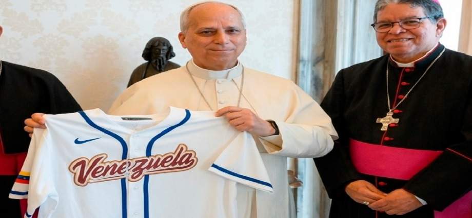 El Team Venezuela llega a las manos del Papa León XIV