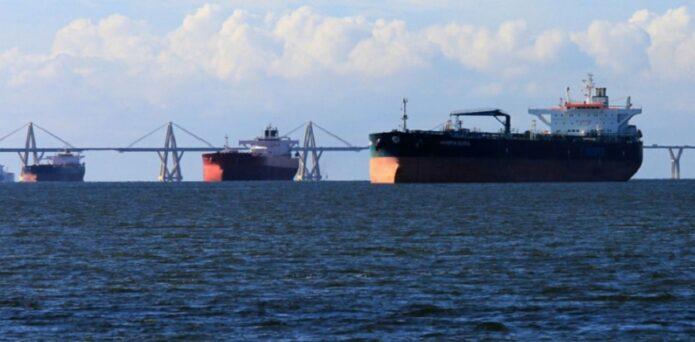 Venezuela escala posiciones y se consolida como segundo proveedor de crudo de EE. UU.