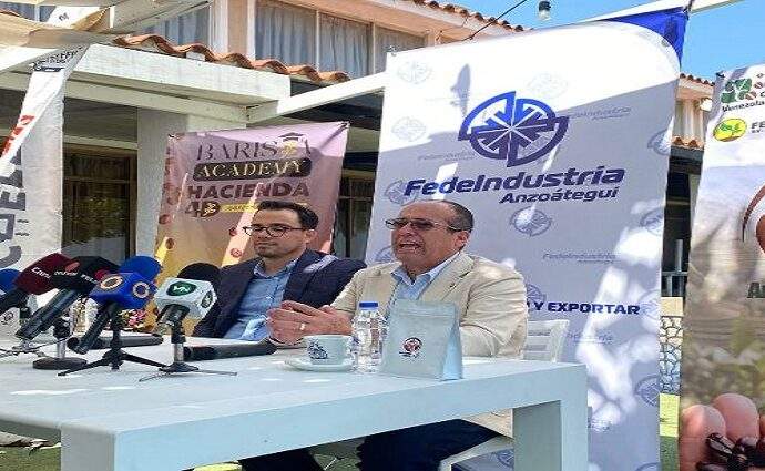 Lanzan primera edición de "Anzoátegui Sabe a Café"